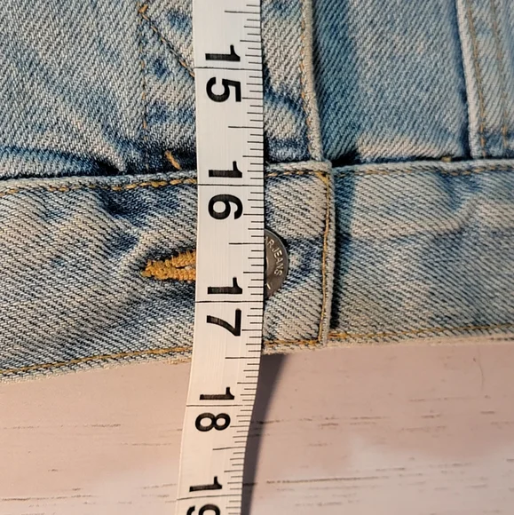 Liz Claiborne Lizwear Jeans Vintage Stone Washed Denim Jean Jacket Women's S - Picture 9 of 13